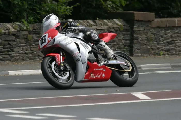 Framed Print : William Dunlop (Honda) 2011 Superbike TT Framed Print : William Dunlop (Honda) 2011 Superbike TT