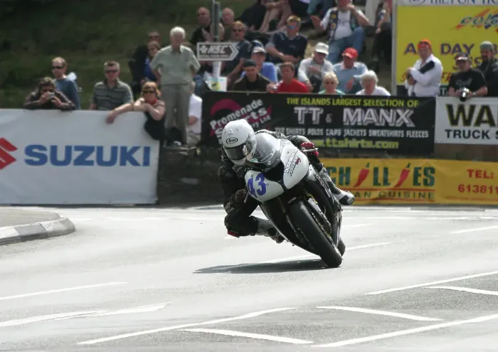 Framed Print : William Dunlop Kawasaki 2007 Senior TT Framed Print : William Dunlop Kawasaki 2007 Senior TT