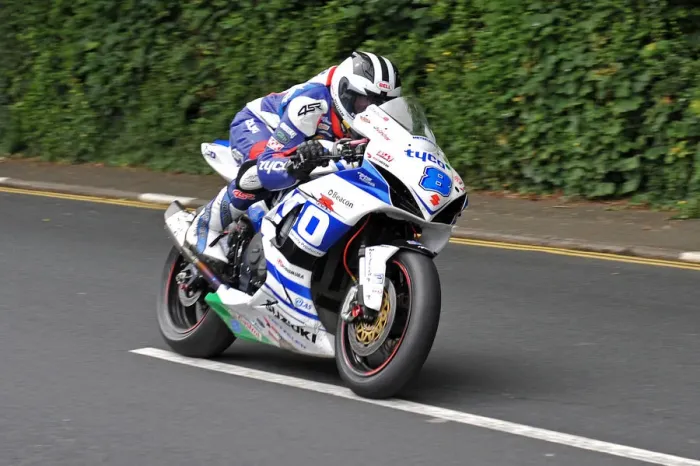 Framed Print : William Dunlop (Tyco Suzuki) 2014 Supersport TT Framed Print : William Dunlop (Tyco Suzuki) 2014 Supersport TT