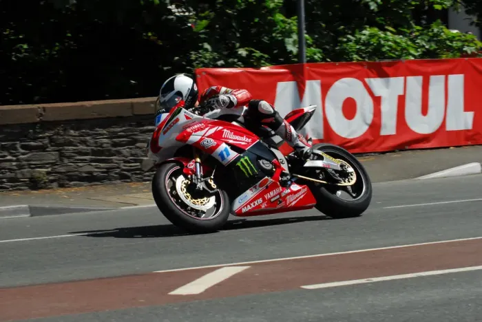 Framed Print : William Dunlop (Yamaha) 2013 Supersport TT Framed Print : William Dunlop (Yamaha) 2013 Supersport TT
