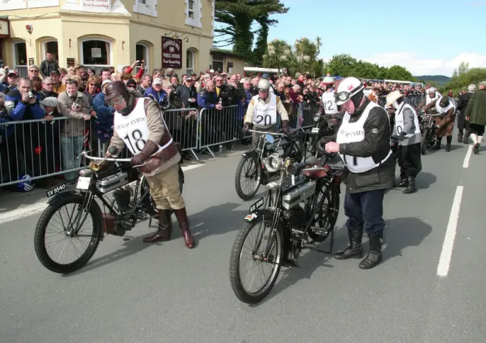 Framed Print : Wyndham Rees jnr (1912 Triumph) No. 17 and Chris Lewis (1912 Triumph) Framed Print : Wyndham Rees jnr (1912 Triumph) No. 17 and Chris Lewis (1912 Triumph)