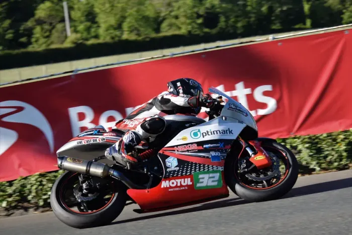 Framed Print : Xavier Denis (Kawasaki) 2019 Lightweight TT Framed Print : Xavier Denis (Kawasaki) 2019 Lightweight TT