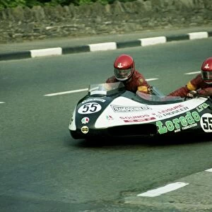Adrian Shea & Tony Dwyer (Yamaha) 1982 Sidecar TT