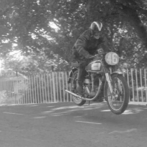 Alan Brodrick (Norton) 1954 Clubman Junior TT