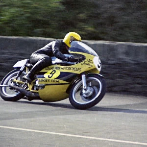 Alan Jackson (Suzuki) 1974 Senior Manx Grand Prix