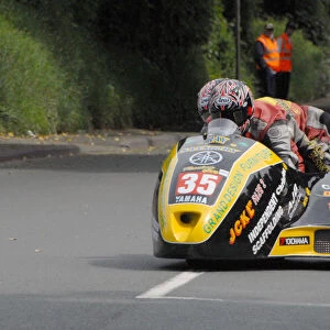 Alan Langton & Mike Aylott (Baker Yamaha) 2009 Sidecar TT
