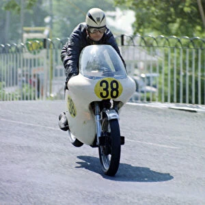 Alan Lawton (Norton) on Ballaugh Bridge 1970 Senior TT