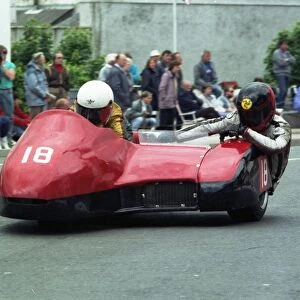 Alan May & Arthur Gale (Yamaha) 1990 Sidecar TT