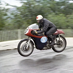 Alan Morgan (AJS) 1967 Junior Manx Grand Prix