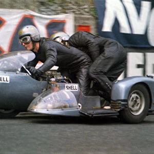 Alan Moss & J R Moss (Triumph) 1971 500 Sidecar TT Alan Moss & J R Moss