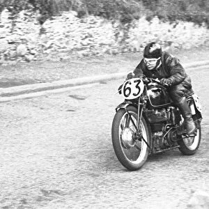 Alan Raynor (Velocette) 1952 Junior Manx Grand Prix