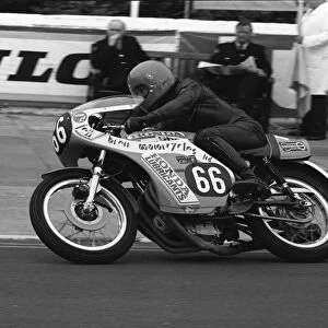 Alan Walsh (Honda) 1977 Formula 3 TT