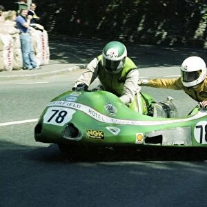 Albert Hanna & Colaro Killough (Derbyshire Kawasaki) 1982 Sidecar TT