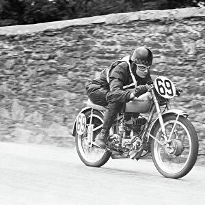 Albert Jones (Anelay), 1952 Ultra Lightweight TT