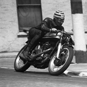 Albert Moule (Norton) 1960 Junior TT