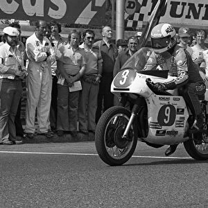 Alex George leaving the line; 1978 Formula One TT