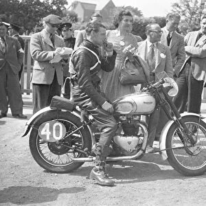 Allan Jefferies (Triumph) 1949 Senior Clubman TT