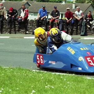 Andy Kinsella & Karl Morgans (Ireson Honda) 2002 Sidecar TT