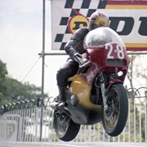 Andy McGladdery (Kawasaki) 1983 Formula One TT