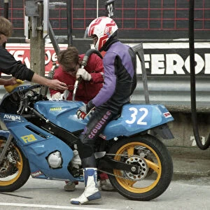 Andy Tuck (Yamaha) 1994 Newcomers Manx Grand Prix