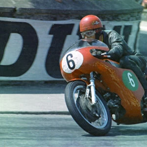 Angelo Bergamonti (Aermacchi) 1969 Lightweight TT
