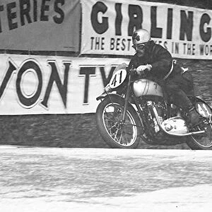 Angus Martin (Triumph) 1953 Senior Clubman TT
