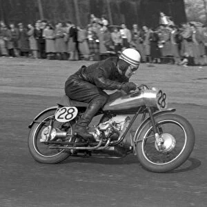 Arnold Jones (Wooler) 1954 Silverstone Saturday