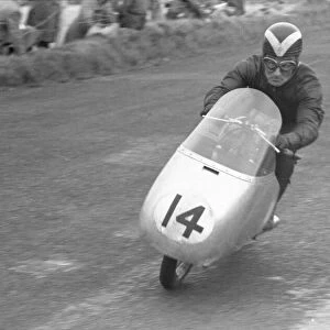 Arthur Wheeler (Guzzi) 1957 Lightweight Ulster Grand Prix