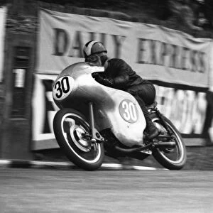 Arthur Wheeler (Guzzi) 1961 Lightweight TT