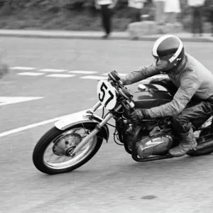 Barry Cubbon (Triumph) 1975 Jurby Road