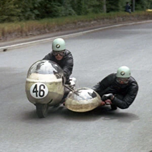 Barry Dungworth & Nigel Caddow (BMW) 1965 Sidecar TT