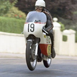 Barry Randle (Seeley) 1970 Senior TT