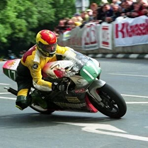 Barry Wood (Yamaha) 2000 Lightweight TT