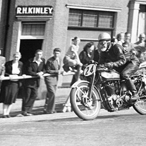 Basil Keys (Norton) 1951 Lightweight TT