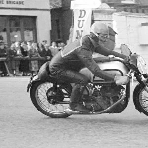 Bill Beevers (Norton) 1955 Junior TT