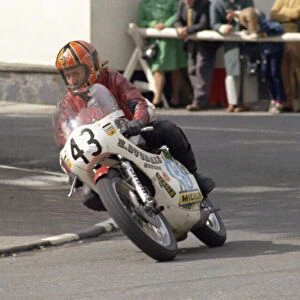 Bernard Murray (Dugdale Maxton Yamaha) 1974 Junior Manx Grand Prix