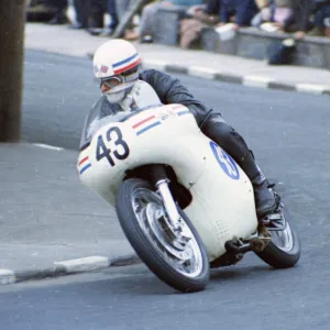 Bernie Lund (AJS) 1968 Junior TT