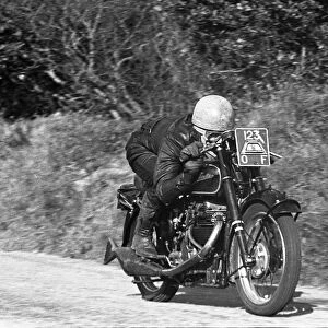 Bertie Goodman (Velocette) Spring-frame trials 1952