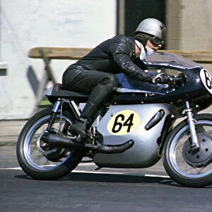 Bob Biscardine (Velocette spl) 1968 Senior TT