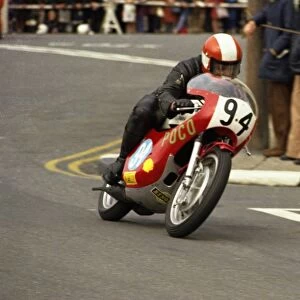 Bob Clough (Poco Yamaha) 1974 Junior Manx Grand Prix