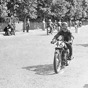 Bob Foster (Velocette) 1949 Junior TT