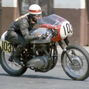 Bob Heath (BSA) 1968 Senior TT