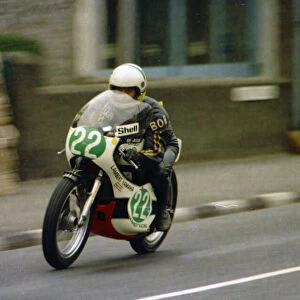 Bob Jackson (Lambert Yamaha) 1976 Lightweight Manx Grand Prix