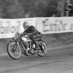 Bob Mawson (Norton) 1951 Senior Clubman TT