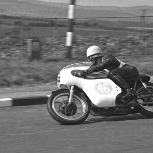 Bob McGregor (Norton) 1963 Senior Manx Grand Prix
