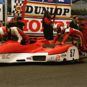 Bob Munro & Colin Denholm (Suzuki) 1989 Sidecar TT