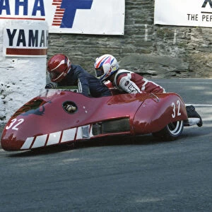 Bob Munro & Paul Fargher (Yamaha) 1992 Sidecar TT