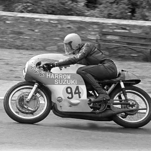 Bob Simmons Harrow Suzuki 1975 Senior Manx Grand Prix