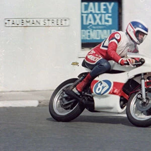 Bob Simmons (Yamaha) 1983 Junior Manx Grand Prix