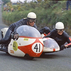 Bob Smith & Ian Forrest (Triumph) 1970 750 Sidecar TT